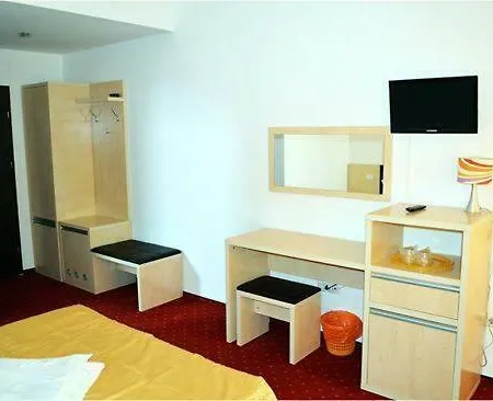 Szálloda Alma Mamaia 3*
